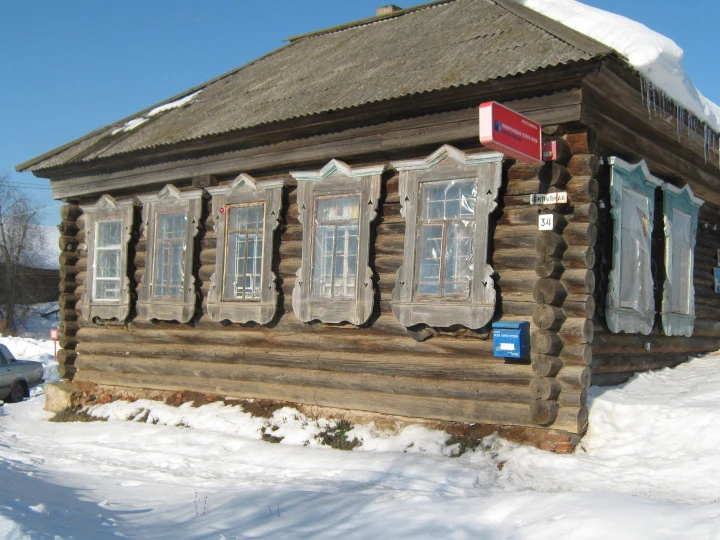 Аукцион по продаже земельного участка площадью 267 кв. м и нежилого здания площадью 52,4 кв. м, расположенных по адресу: Удмуртская Республика, Вавожский район, с. Брызгалово, ул. Центральная, д.34