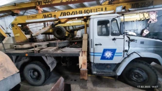 Специальный автогидроподъемник АГП-22.04 4990-10