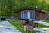 Эко-отель с фермой в Калужской области, Тарусский район (5 зданий, 14 земельных участков площадью 15,8 га, движимое имущество)