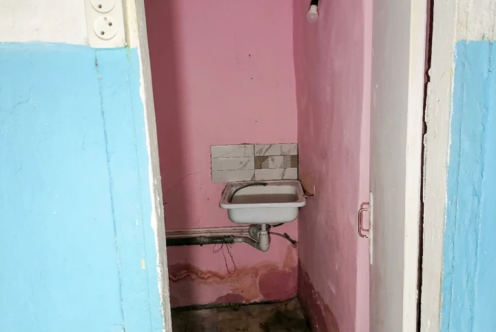 Нежилые помещения 377,9 кв.м в цоколе жилого дома, Уфа, ул. Кольцевая, 61.