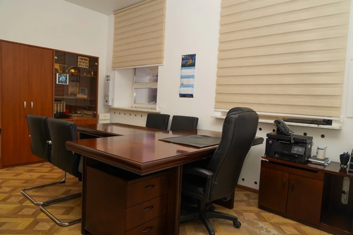 Внимание! К продаже предлагается административное здание, соседствующее с жилой и общественно-деловой застройкой центральной части города Уфы