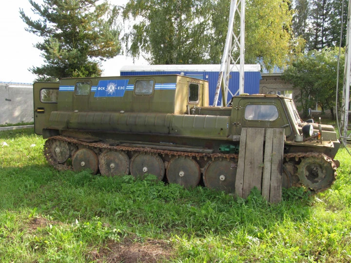 Гусеничный снегоболотоход ГАЗ-34039