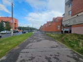 Административное здание с земельным участком в центре Соснового Бора