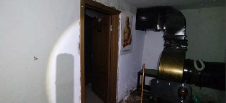 Нежилое помещение , общей площадью 371,5 кв. м, расположенное по адресу: Республика Башкортостан, г. Уфа, Советский район, ул. 50 лет СССР, д. 8