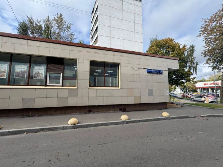 Нежилое встроенное помещение 234,6 кв. м в районе Центральное Чертаново, ЮАО