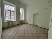 Историческое здание с земельным участком, расположенное по адресу: Ярославская область, г. Ярославль, Московский проспект, д. 43/10