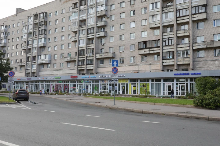 Торговое помещение в районе ст.м «Пр. Славы»