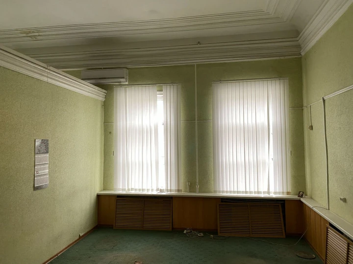Здание ОКН с зем. участком 4 385 кв.м в центре г. Переславля-Залесского: Ярославская область, г. Переславль-Залесский, ул. Советская, д. 22, с земельным участком