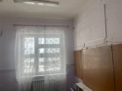 1) Здание 625,6 кв. м, кад.№ 48:07:0630101:18; 2) Земельный участок, площадью 6306 +/- 28 кв.м., кадастровый номер: 48:07:0630101:10 по адресу: Липецкая обл., м. р-н Елецкий, с.п. Нижневоргольский сельсовет, д. Дерновка, ул. Школьная, зд.17