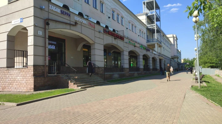 Помещения (15 ед.) и парковочные места (58 ед.) в ТДЦ "Парк Авеню" в Московской области, г. Красногорск