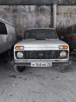 Автомобили легковые LADA 212140 LADA 4х4  2010 года выпуска