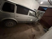 Транспортное средство LADA, 213100, LADA 4x4,  2009 года изготовления, идентификационный номер  (VIN) ХТА213100А0104044