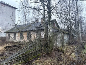 Здание, расположенное по адресу: Санкт-Петербург, Горелово тер., дом 34; Земельный участок, расположенный по адресу: Санкт-Петербург, Горелово тер., дом 34