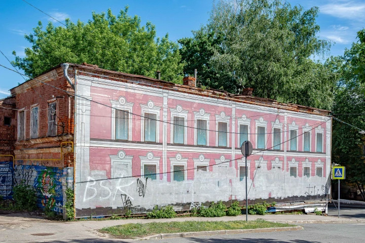 Лот: здание г. Нижний Новгород, ул. Алексеевская, д.37а; здание г. Нижний Новгород, пер. Холодный, д.18/39; здание  г. Нижний Новгород, пер. Холодный, д.18а; здание г. Нижний Новгород, пер. Холодный, д.16.