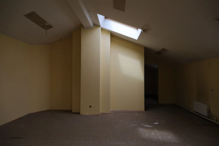 Право аренды помещения площадью 650,4 кв. м в Апраксином дворе