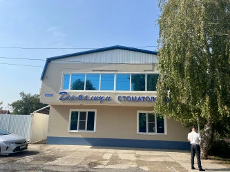 Здание, под медицинский центр, площадью 135,9 кв. м по адресу: Ставропольский край, с. Кочубеевское
