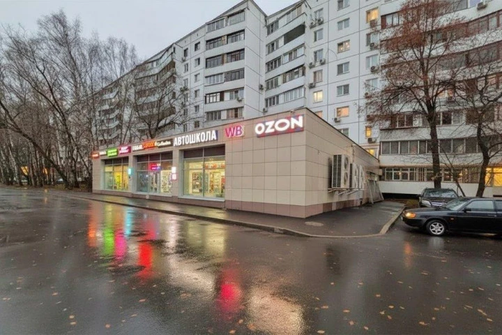 Пристроенное помещение на первой линии Щелковского шоссе в  г. Москва