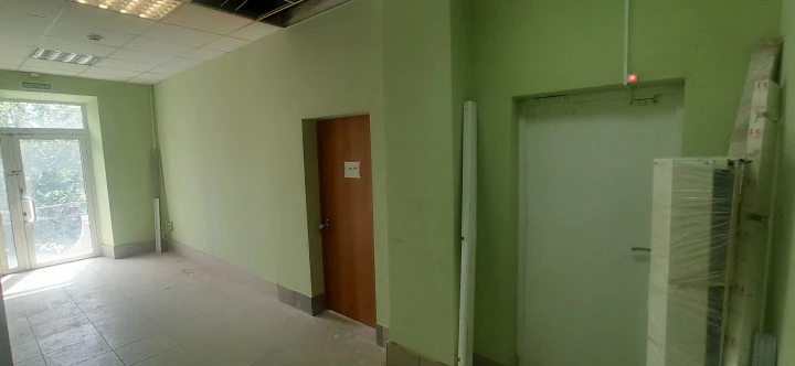 Нежилое помещение, общей площадью 275,2 кв.м, по адресу: Челябинская обл, Чебаркуль, Ленина ул, дом 37