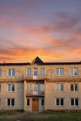 Объект незавершенного строительства, площадь: 729,3 кв.м (степень готовности 62%) с земельным участком 1 800 кв.м по адресу: Ярославская область, г. Углич, ул. Северная, д. 7