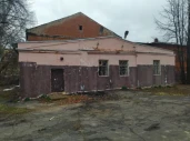 Здание бывш. больницы,  площадью 1928 кв. м, земельный участок, площадью 8721 кв. м, движимое имущество: г. Ярославль, ул. 8 Марта, д. 5