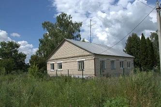Земельный участок, площадь 4011 кв.м., здание детского сада 403,7 кв.м., склад 35,1 кв.м., котельная 14,1 кв.м. по адресу: Липецкая обл., Хлевенский р-н, с. Дмитряшевка, ул. Молодежная, д. №1.