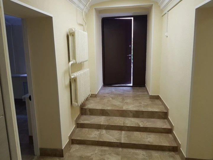 Помещение 10,3 кв.м в 10 мин. от ст.м «Выборгская»