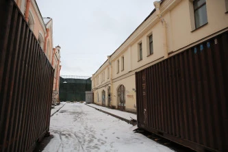 Аренда здания 3690.5 кв.м. на территории Апраксиного двора