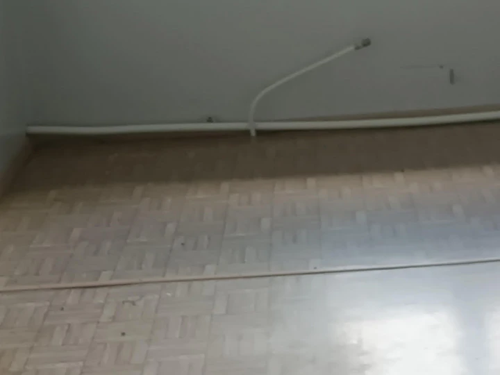 Здание общей площадью 1125,9 кв. м с кадастровым номером 86:07:0103008:2842 и земельный участок с кадастровым номером 86:07:0103008:95, по адресу: Октябрьский муниципальный район, пгт. Октябрьское, ул. 50 лет Победы, д. 3