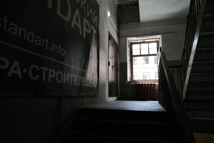 Право аренды помещения площадью 139,4 кв. м в Апраксином дворе.