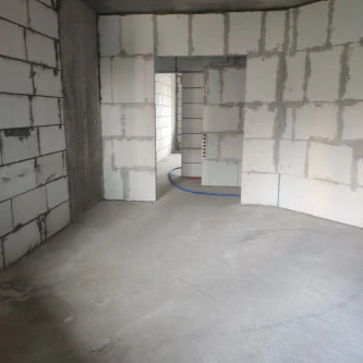 Квартира площадью 91,3 кв.м, расположенная на третьем этаже 10-ти этажного жилого дома в пос. Красково Люберецкого района МО.