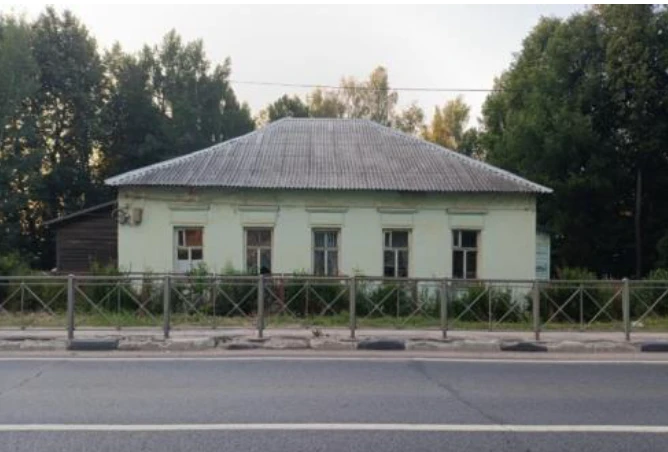 Здание площадью 145,4 кв. м, земельный участок  площадью 2782 кв.м : Ярославская область, р-н Некрасовский, с. Левашово, ул. Советская, д. 12, с земельным участком
