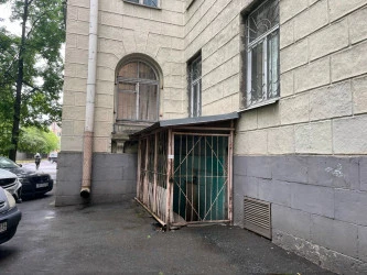 Нежилое помещение 25 кв.м. у ст.м. "Московская"