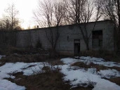 Нежилое здание 141,2 кв.м, земельный участок 2020 кв.м: по адресу: Ярославская область, муниципальный округ Переславль-Залесский, село Дмитриевское, улица Дачная, дом 83