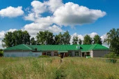 Имущественный комплекс (4 здания + 1,7 га земли)  Липецкая область, Измалковский м.о., с. Васильевка, ул. Центральная, 93
