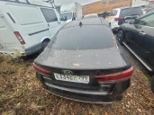 Автомобиль KIA OPTIMA, 2018, Идентификационный номер: XWEGW413BJ0006542, принадлежащий Продавцу на праве собственности, что подтверждается Договором купли-продажи № ОВ/Ф-39512-02-01-С-01 от 28.04.2018 г.