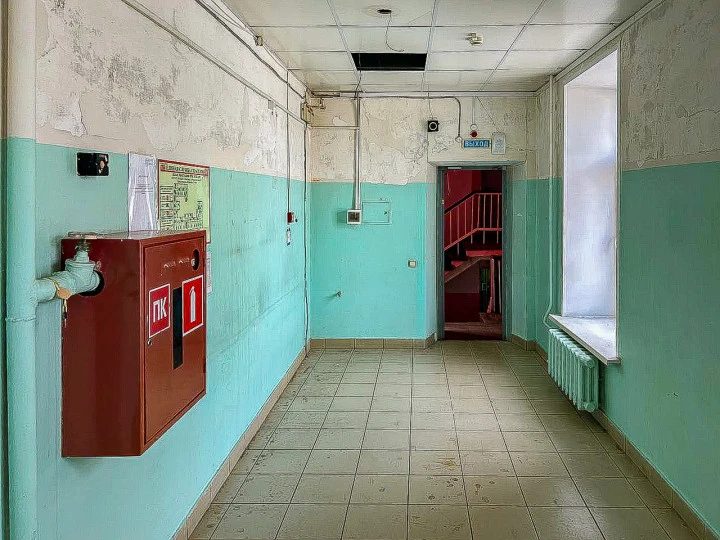 3 помещения в здании лит.Б по адресу: г. Н.Новгород, ул. Рождественская, д 49; нежилое здание (лит. А), 1060,7 кв.м. по адресу: г. Н.Новгород, ул. Рождественская, д. 49;  здание 192,1 кв.м. по адресу: Нижегородская обл., г. Городец, ул. М. Горького, д.129