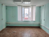 Здание общей площадью 172,2 кв.м и земельный участок, расположенные  по адресу: Ханты-Мансийский автономный округ  Югра, Березовский муниципальный район, пгт. Березово, ул. Быстрицкого, д.42