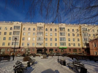 Нежилое помещение - 185,1 кв. м, адрес: Томская обл., г. Томск, ул. Карла Маркса, д. 3, мансарда, кадастровый номер 70:21:0100058:1020, наличие строительного материала и мусора, имеются элементы перепланировки