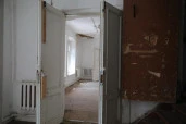Право аренды помещения площадью 324,5 кв. м в Апраксином дворе.