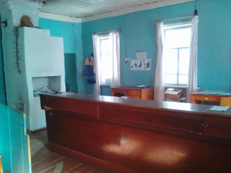 Нежилое здание площадью 68,7 кв.м. и земельный участок площадью 140 кв.м., расположенные по адресу: Кировская область, р-н. Шабалинский, д. Жирново, д. 21