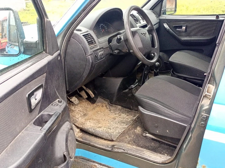 Автомобиль UAZ PICKUP