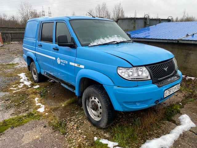 Автомобиль UAZ PICKUP