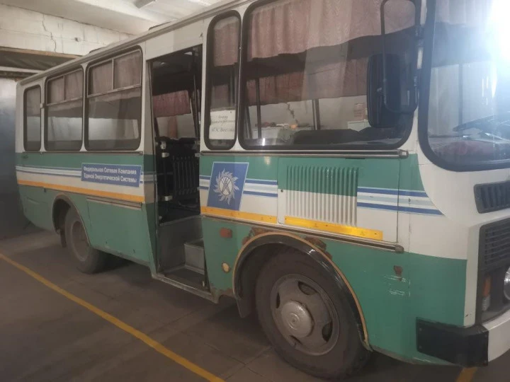 Автомобиль - автобус ПАЗ-3205