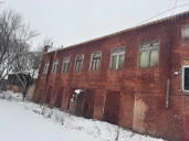 Здание, 2-этажное, общей площадью 799 кв.м,  с земельным участком общ. пл. 1 332 кв. м: Ивановская область, г. Фурманов, ул. Революционная, д. 12