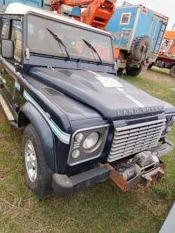 Автомобиль Land Rover Defender 110 SW