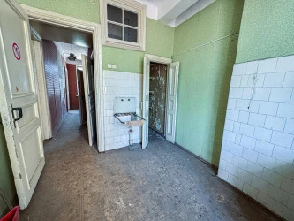Квартира площадью 61,6 кв.м. в г. Воронеж, в залоге КБ «РОСЭНЕРГОБАНК» (АО).