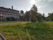 Здание 276,8 кв.м с участком под реконструкцию