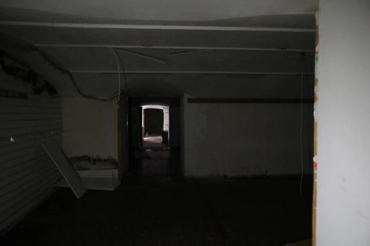 Право аренды помещения площадью 2304,8 кв. м в Апраксином дворе.