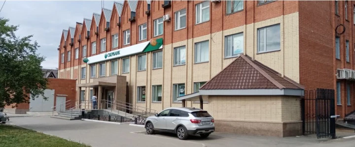Нежилые помещения: помещение, общей площадью 96 кв. м; нежилое помещение , общей площадью 34,6 кв. м, расположенное по адресу: Челябинская область, г. Троицк, ул. Володарского, д. 10