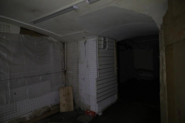 Право аренды помещения площадью 2304,8 кв. м в Апраксином дворе.